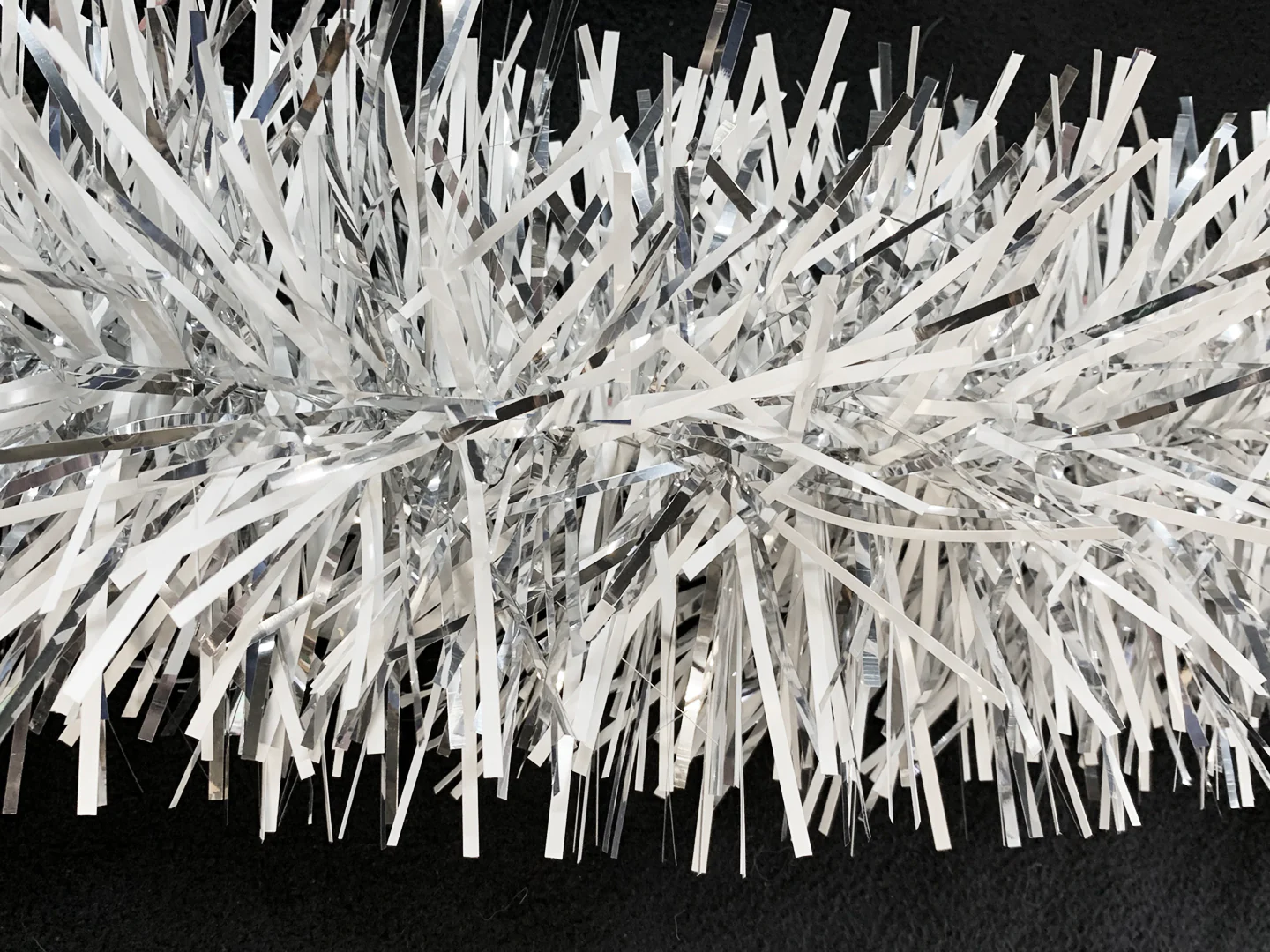 6" White and Silver PVC/Mylar Garland 20' Sections